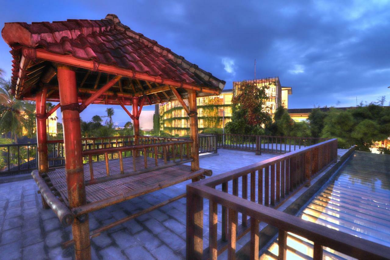 Beach Axis Villa, Seminyak Exterior photo